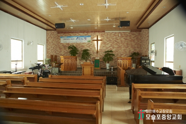 GC046P01880_m.jpg